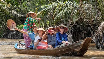 Sampan boat ride